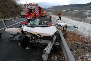 Accident dans le Cantal : quatre blessés dont un grave héliporté vers Clermont