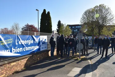 Enedis : nouvelle journée de grève contre le projet de restructuration d'EDF sur le site de Montluçon (Allier)