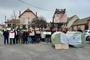 Mobilisation pour sauver une classe à Sant-Germain-de-Salles (Allier)