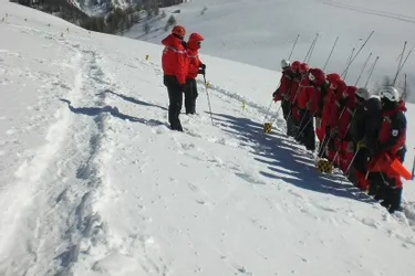 Une formation de trois jours dans les Alpes pour les pompiers
