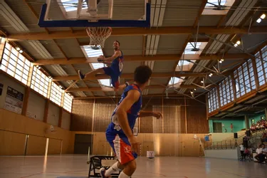 Nos images de la soirée de Faîtes du sport à Brioude, entre graines de champions et basketteurs fous