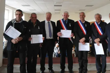 Cinq élus municipaux ont été médaillés