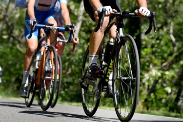 L'engouement des cyclistes pour les routes du Puy-de-Dôme (vidéo)