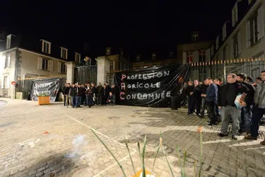 Retard dans le paiement des aides de la PAC: les agriculteurs manifestent ce mardi à Clermont et Lyon
