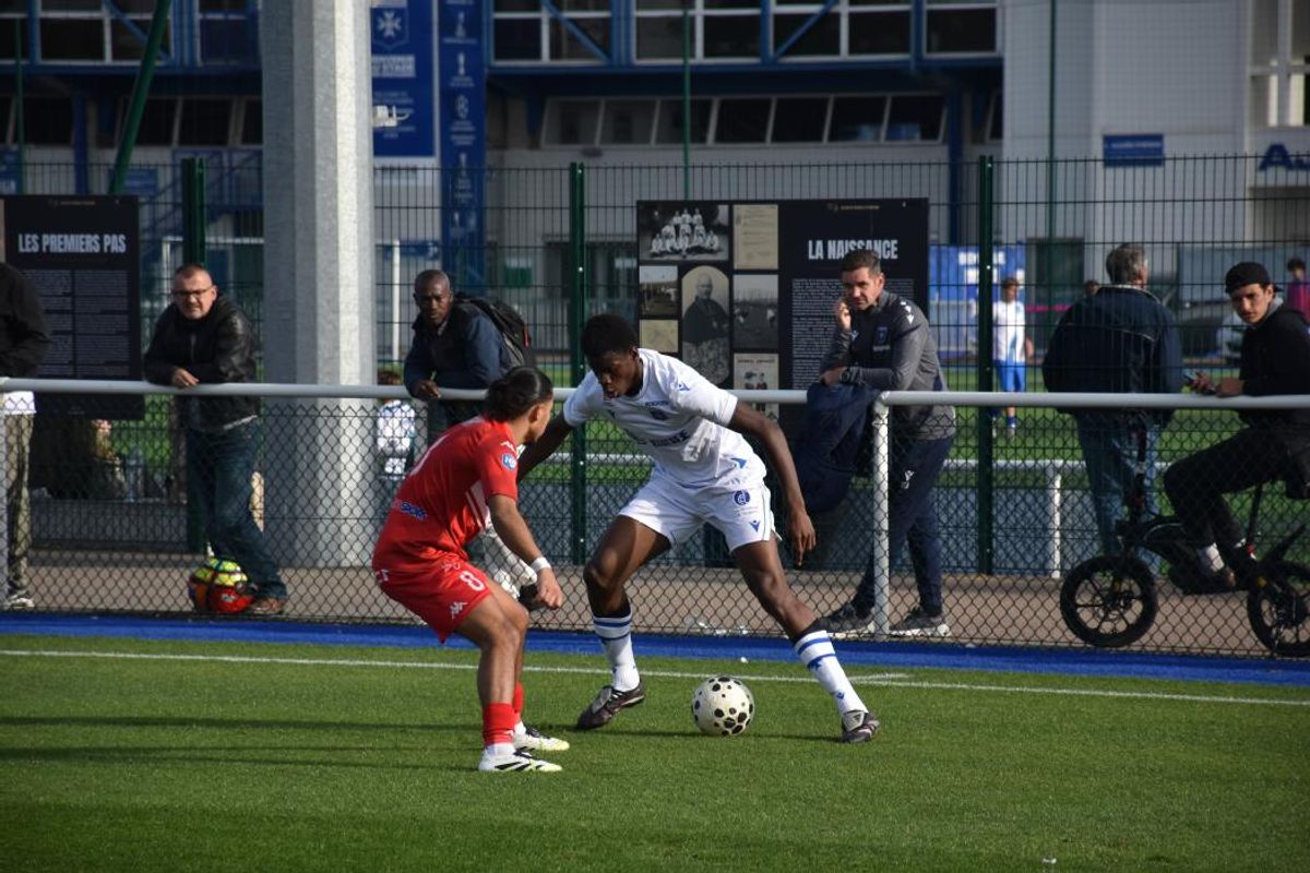 Fin de match fatale à l'AJA B, battue sur la pelouse de Feurs