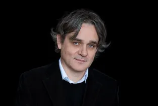 Riss, directeur du journal « Charlie Hebdo », à Vichy, ce dimanche 16 février