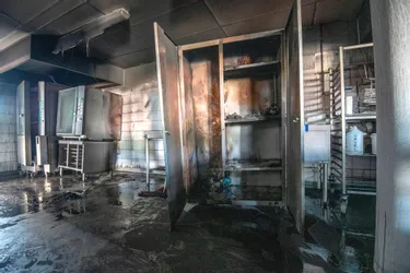 Trois ans de prison ferme pour l'incendiaire du lycée Jean-Monnet au Puy-en-Velay