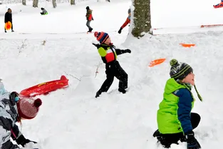 Pourquoi la station de ski de la Loge des gardes (Allier) n'ouvre pas malgré les récentes chutes de neige