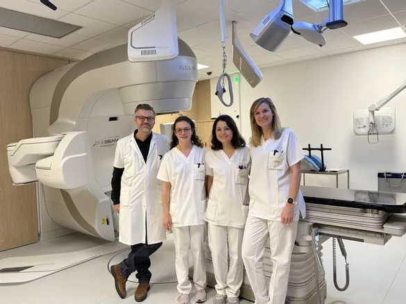 Machine Locale Cancer : une nouvelle machine de radiothérapie réduit fortement le ...
