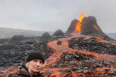 Originaire de Clermont-Ferrand et installée en Islande elle raconte son escapade au plus près d'un volcan en éruption