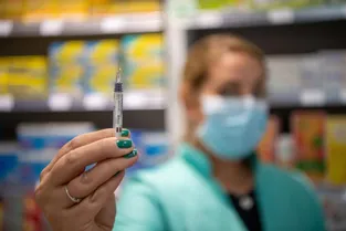 Pourquoi la campagne de vaccination en pharmacies démarre aussi lentement ?