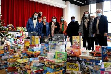Plus de 3.000 jouets collectés pour la bonne cause à Moulins (Allier)