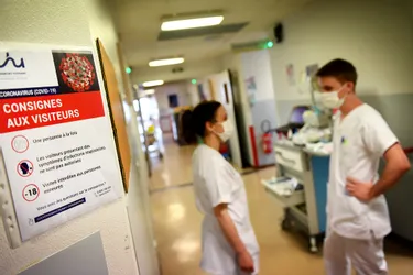 Contre le coronavirus, onze praticiens du CHU de Clermont-Ferrand appellent à « avoir un minimum de contacts »