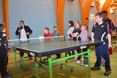 Les jeunes de l’école de ping-pong motivés