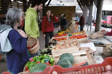 Jour de marché en Creuse : faire ses emplettes au marché de La Souterraine