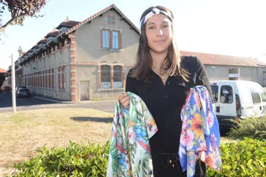 Justine Girodet crée une micro-entreprise dans le textile pour vendre des accessoires de mode
