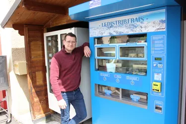 Le premier distributeur automatique de fromages d'Auvergne se trouve à Issoire (Puy-de-Dôme)