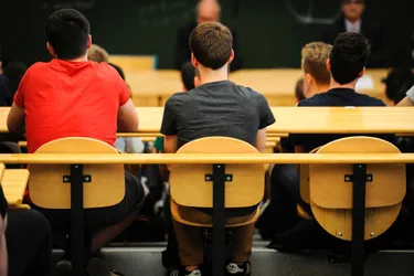 Examens suspendus, séjours à l'étranger annulés... Quels sont les impacts de la fermeture sur l'Université Clermont Auvergne ?