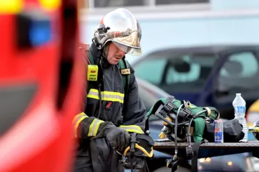 Un incendie se déclare dans une chambre du centre-ville de Mauriac (Cantal), un immeuble évacué