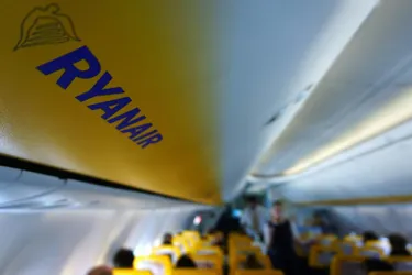 Ryanair réagit après l'altercation raciste sur un de ses vols reliant Barcelone à Londres
