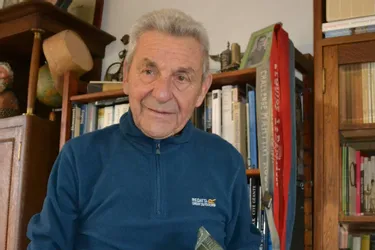 Ancien champion cycliste, installé à Liginiac (Corrèze) Jean Baldassari est décédé