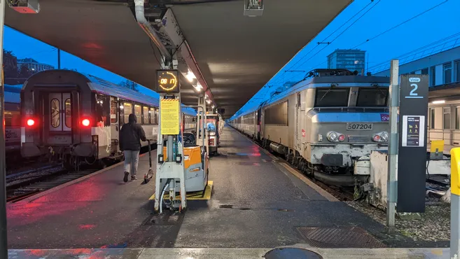 Neige et froid : tous les trains annulés entre Orléans et Paris ...