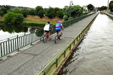 La Loire se remonte aussi à vélo