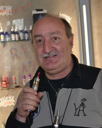 Seule la moiti des commerces ddis  la vente de ce produit, dans le  centre-ville, subsiste - La Montagne
