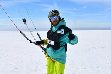 Un champion du monde parmi les finalistes du championnat de France de snowkite free race