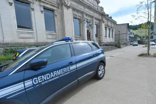 Un jeune homme jugé pour menaces sur deux gendarmes et morsure sur l'un d'eux, à Egletons (Corrèze)