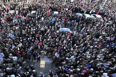 Mobilisation exceptionnelle : 10.500 personnes dans les rues d'Aurillac