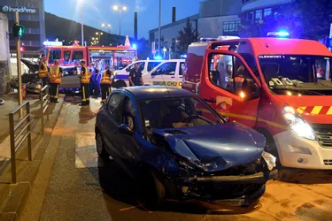 Trois blessés, dont un grave, dans une collision entre deux voitures à Clermont-Ferrand