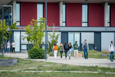 Comment l'Université Clermont Auvergne se prépare à faire face au reconfinement