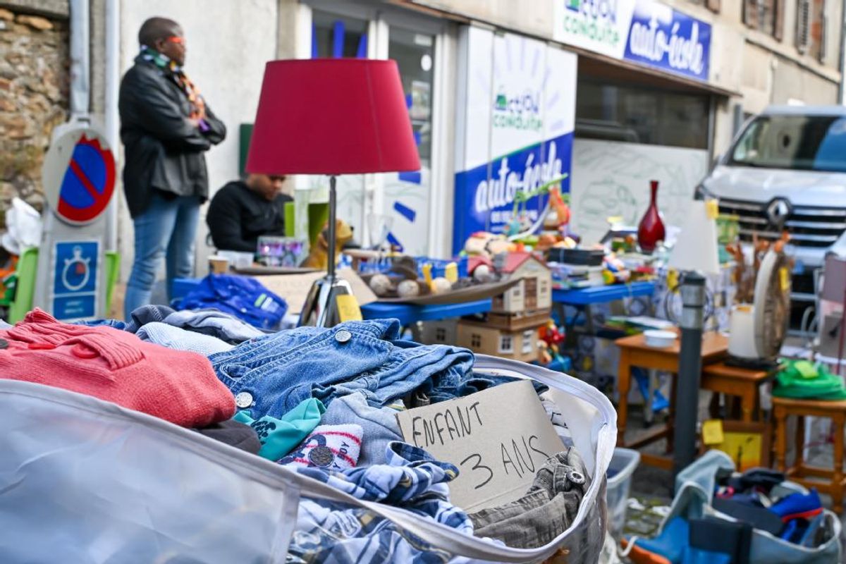 Brocante Et Vide Greniers Dans La Nivre Aujourd Hui