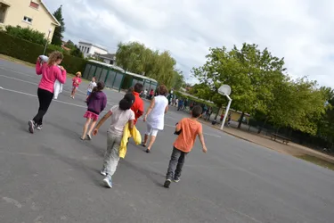Où en est le projet de groupe scolaire de Bizaleix, à Issoire (Puy-de-Dôme) ?