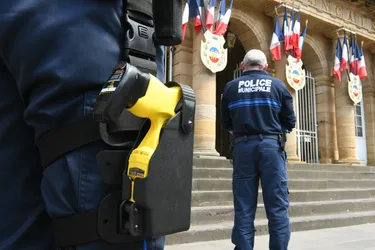 Une convention entre la police municipale et la police nationale pour renforcer la sécurité à Moulins