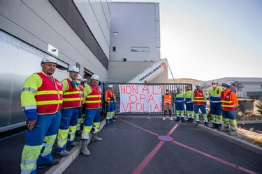 Les salariés de Vernéa (Clermont-Ferrand) solidaires de leurs collègues du groupe Suez pour dénoncer l'OPA de Véolia