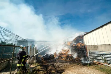 Un incendie s’est déclaré sur une exploitation à Chambérat