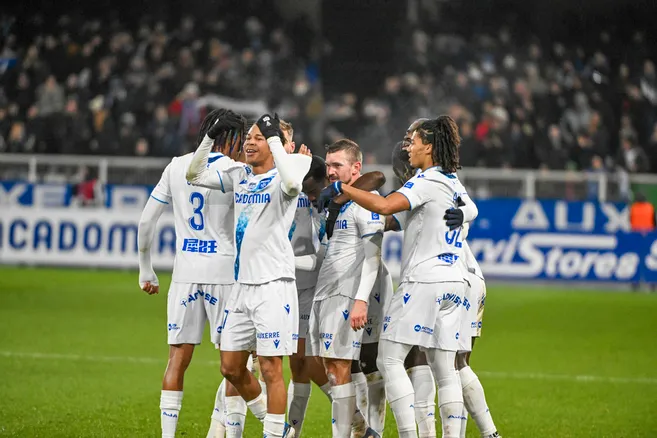 Match Nul De L Aja Contre Lens Pour Terminer L Ann E En Ligue