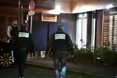 Un enfant retrouvé mort et sa mère blessée dans un appartement à Brive (Corrèze), le SRPJ saisi