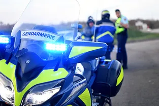 Deux hommes arrêtés ivres à Laveissière et un jeune conducteur contrôlé à 159km/h au lieu de 110 à Val-d'Arcomie (Cantal)