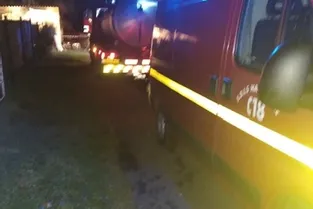 Un adolescent légèrement brûlé à une main dans l'incendie d'un garage à Beaumont (Haute-Loire)