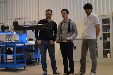 Un drone porteur prêt à décoller