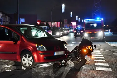 Un motard légèrement blessé dans une collision avec une voiture à Malemort (Corrèze)