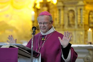 Démission de l'archevêque : Mgr Simon restera à Clermont jusqu'en juin, avant de partir en Normandie