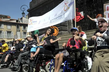 L’Association des paralysés de France (APF) mobilisée pour l’accessibilité dans les lieux publics