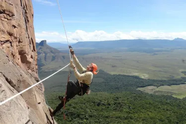 Deux Cantaliens ont escaladé l'Akopan, au Venezuela