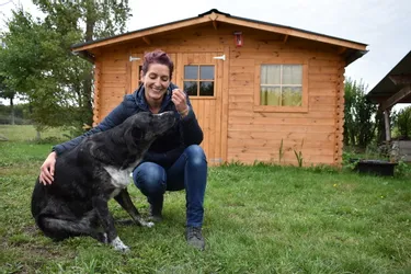 Manuella Forestier, éducatrice et comportementaliste canin à Sermentizon (Puy-de-Dôme) : "pour un chien bien dans ses pattes" !