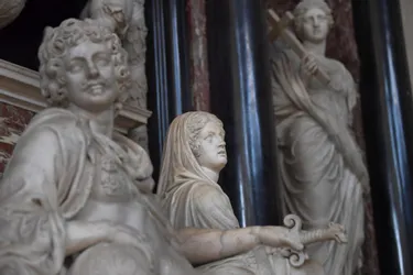 Pourquoi le mausolée de la chapelle de la Visitation, à Moulins (Allier), est l'objet de cours de l'Ecole du Louvre
