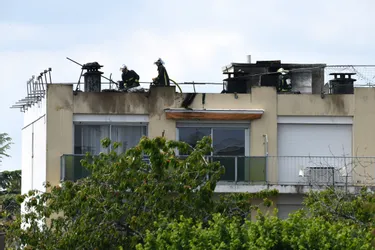 Une bouteille de gaz explose sur le toit d'un immeuble en chantier à Moulins (Allier)